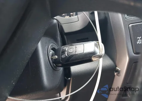 2019 Ford F-150 Xlt z USA, uszkodzony, nr VIN 1FTEW1E5XKFA22442